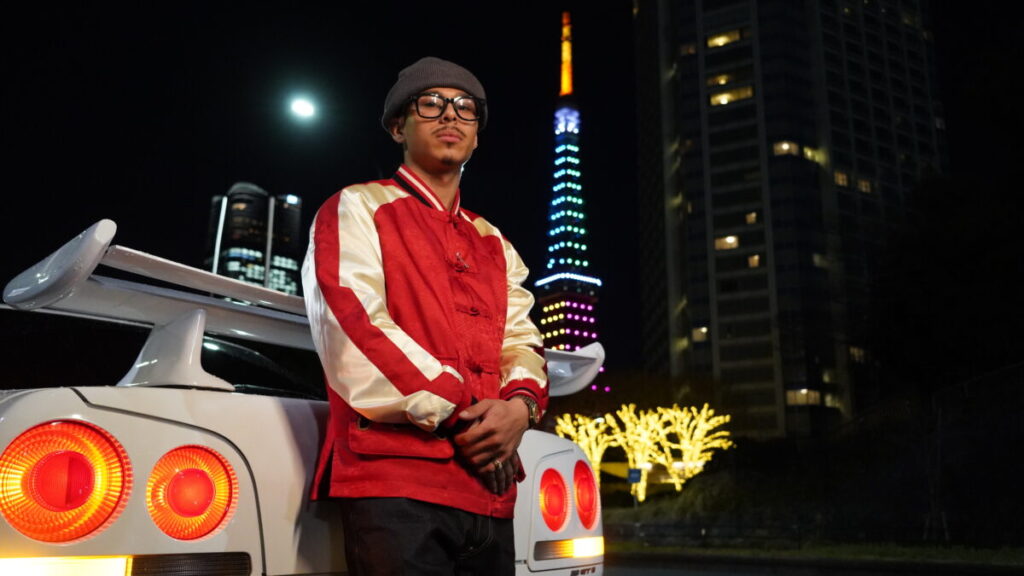 JDM TOUR with Tokyo Tower, SKYLINE R34 GT-T in Tokyo